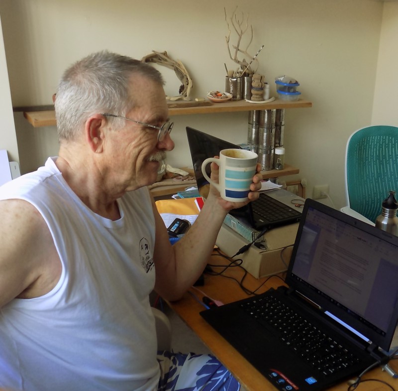 Solopreneur David Working From Home